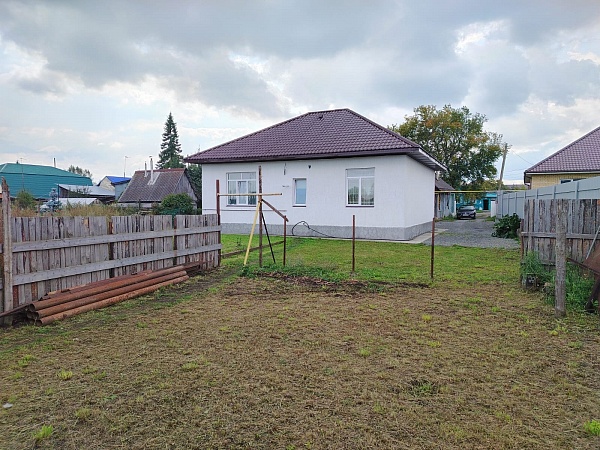 Жилой дом 105,5 кв. м. Арамиль пер Степной 18